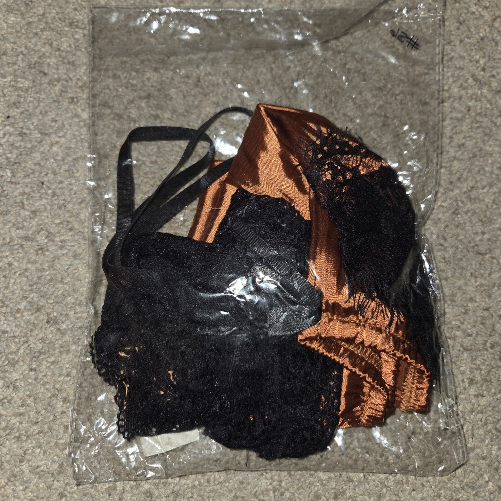 Elegant Black Lace Bralette and Bronze Satin Shorts Sleepwear PJ Set. Size 12. - Picture 7 of 7